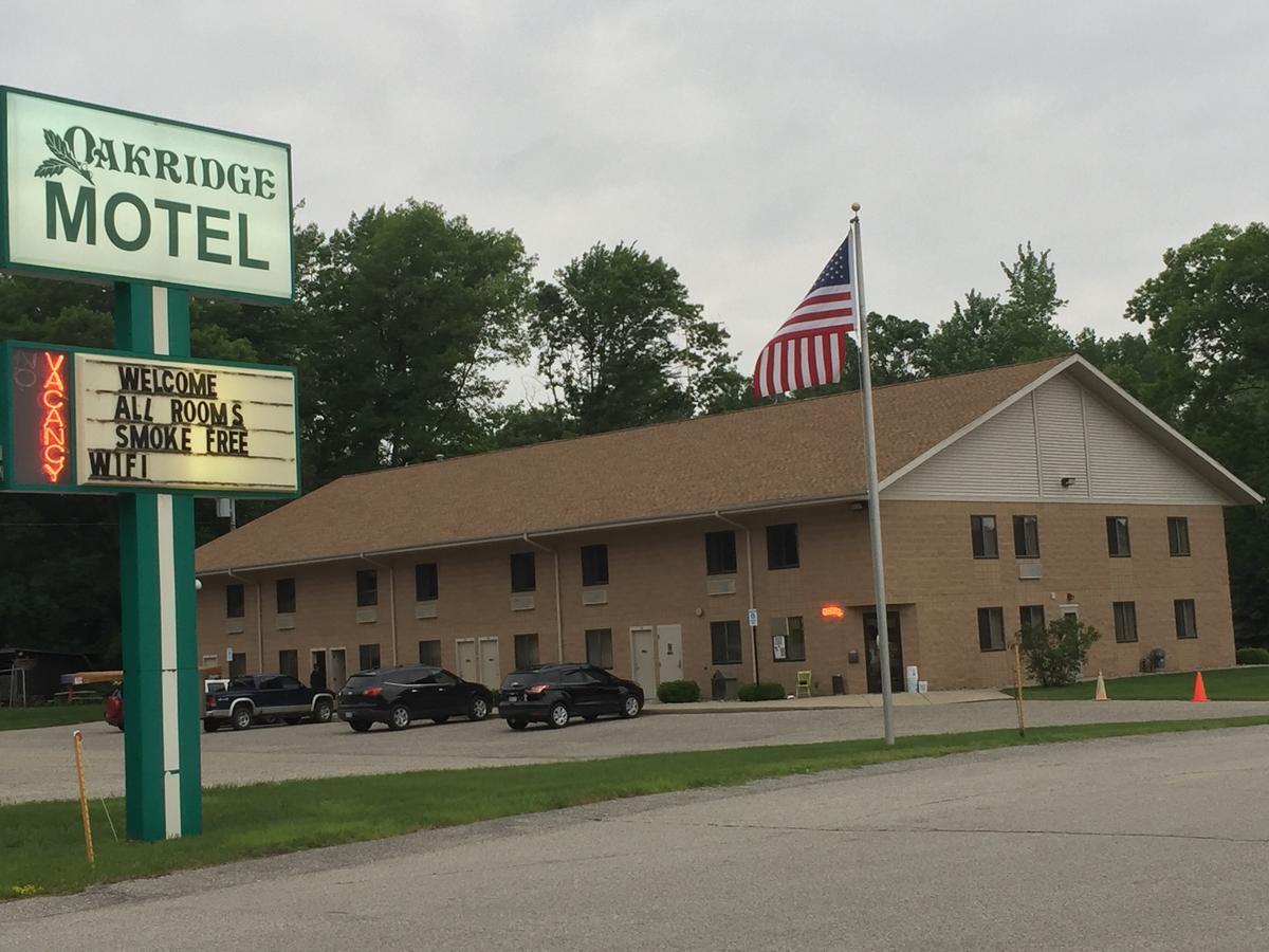 Oakridge Motel Newaygo Exteriér fotografie